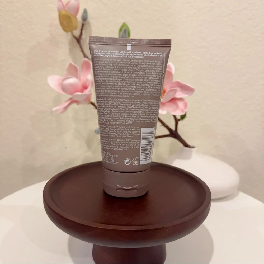 Aveda damage remedy™ intensive restructuring treatment 150ml/5oz - Picture 3 of 5
